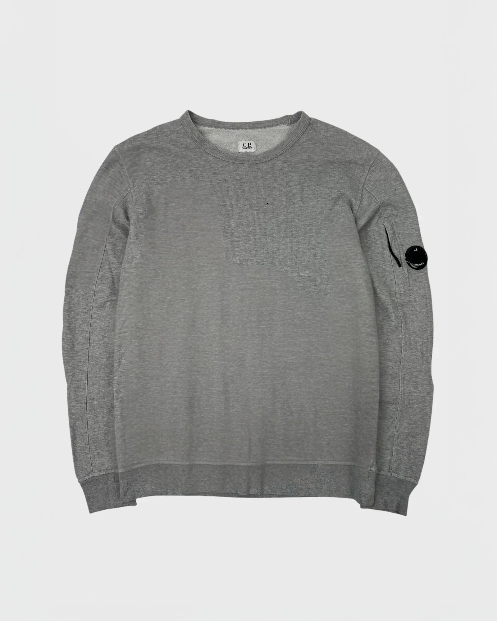 C.P. Company pull