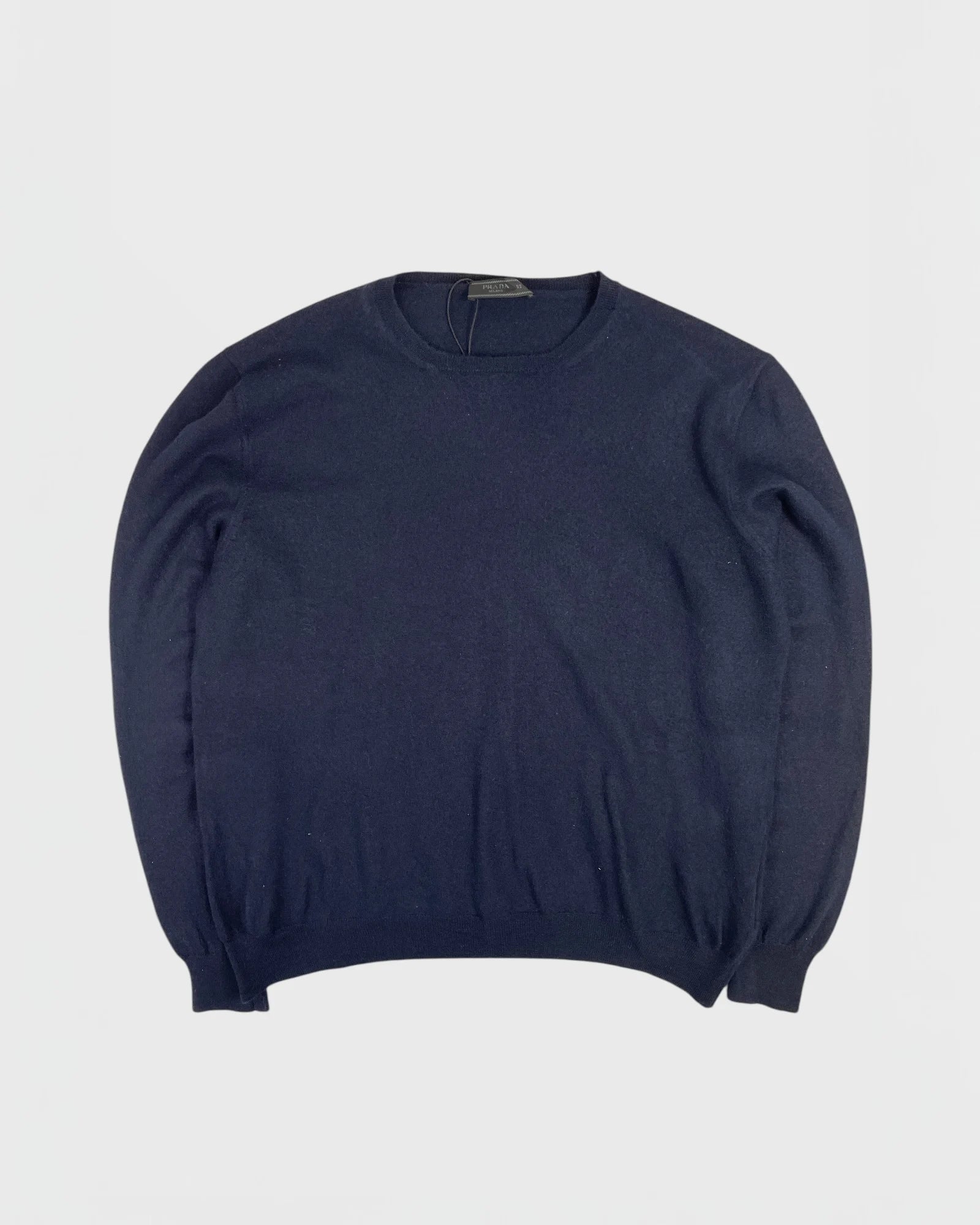 Prada pull