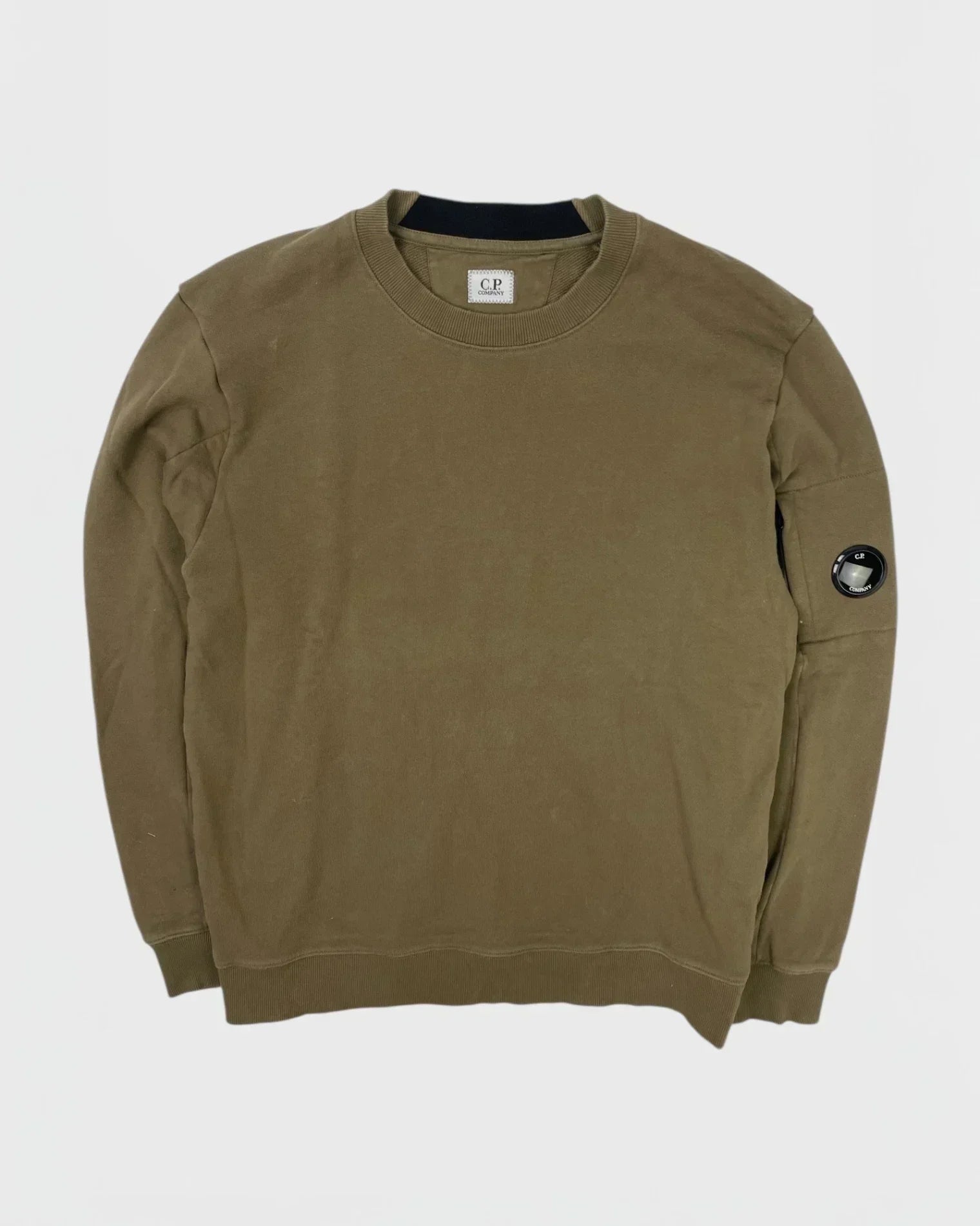 C.P. Company pull