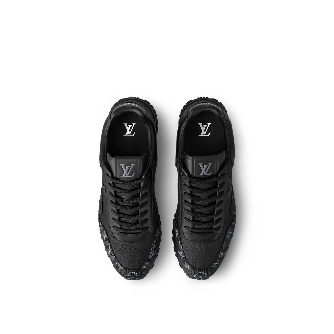 Sneaker Run Away