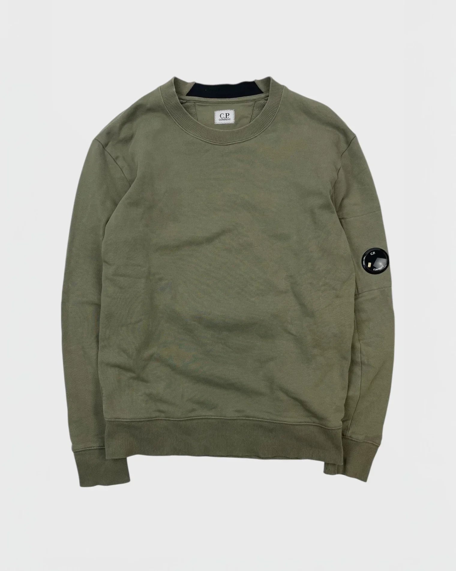 C.P. Company pull